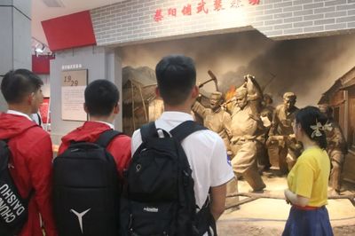 襄陽汽車職業技術學院 構建“五維”教學體系，融創“立體”思政課堂