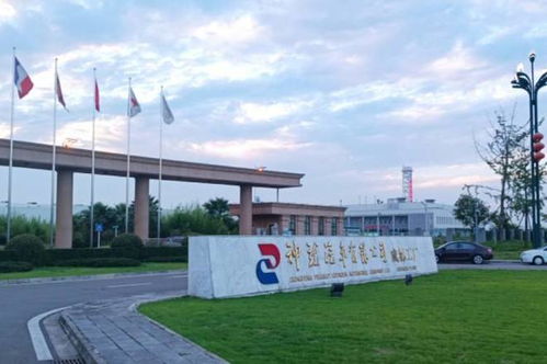 輕資產(chǎn)轉(zhuǎn)型與自主保命 合資車(chē)企賣(mài)廠潮下的襄陽(yáng)汽車(chē)職業(yè)技術(shù)學(xué)院機(jī)遇